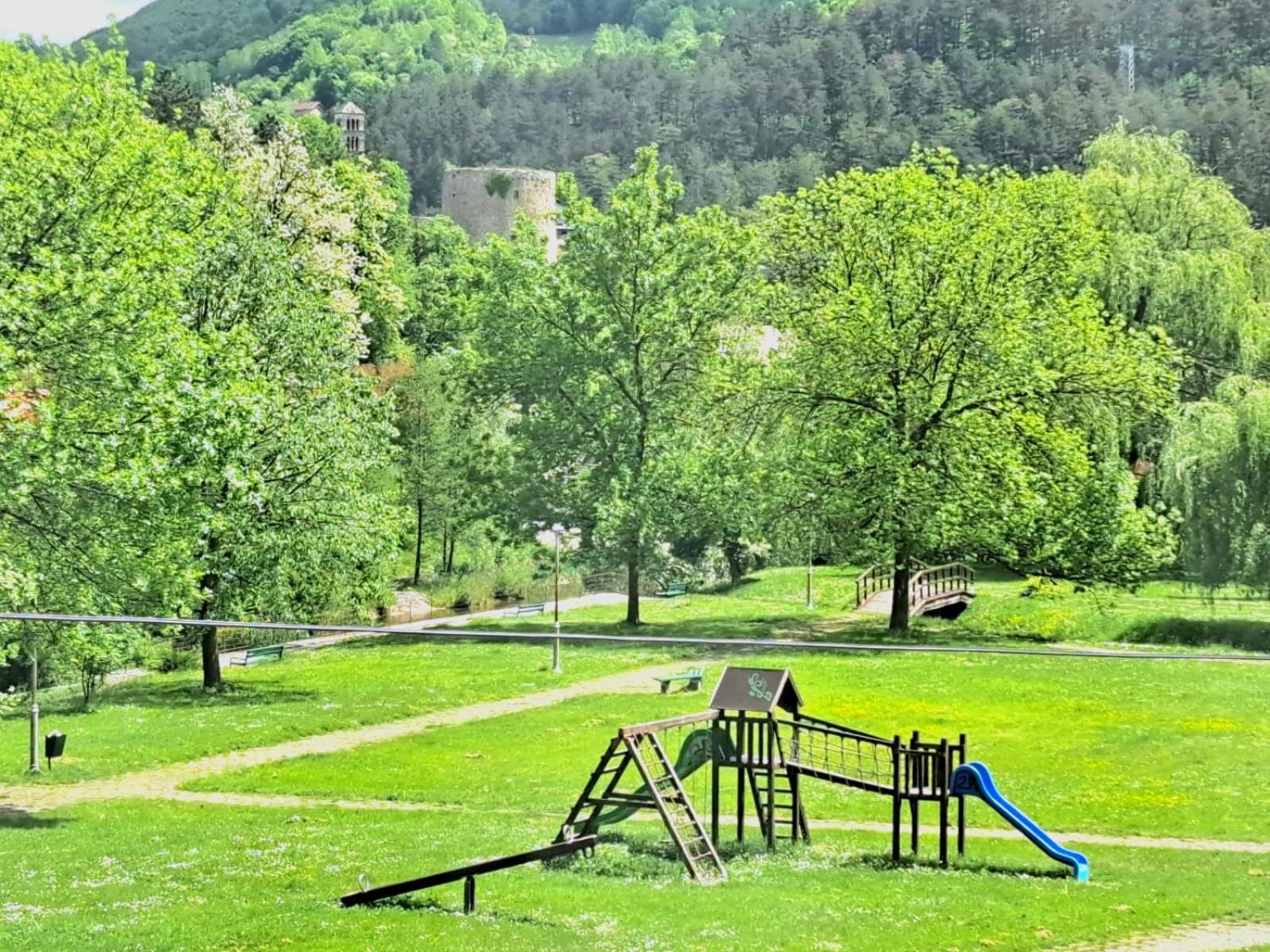 Sobe Zizi Acomodação com café da manhã Jajce Exterior foto