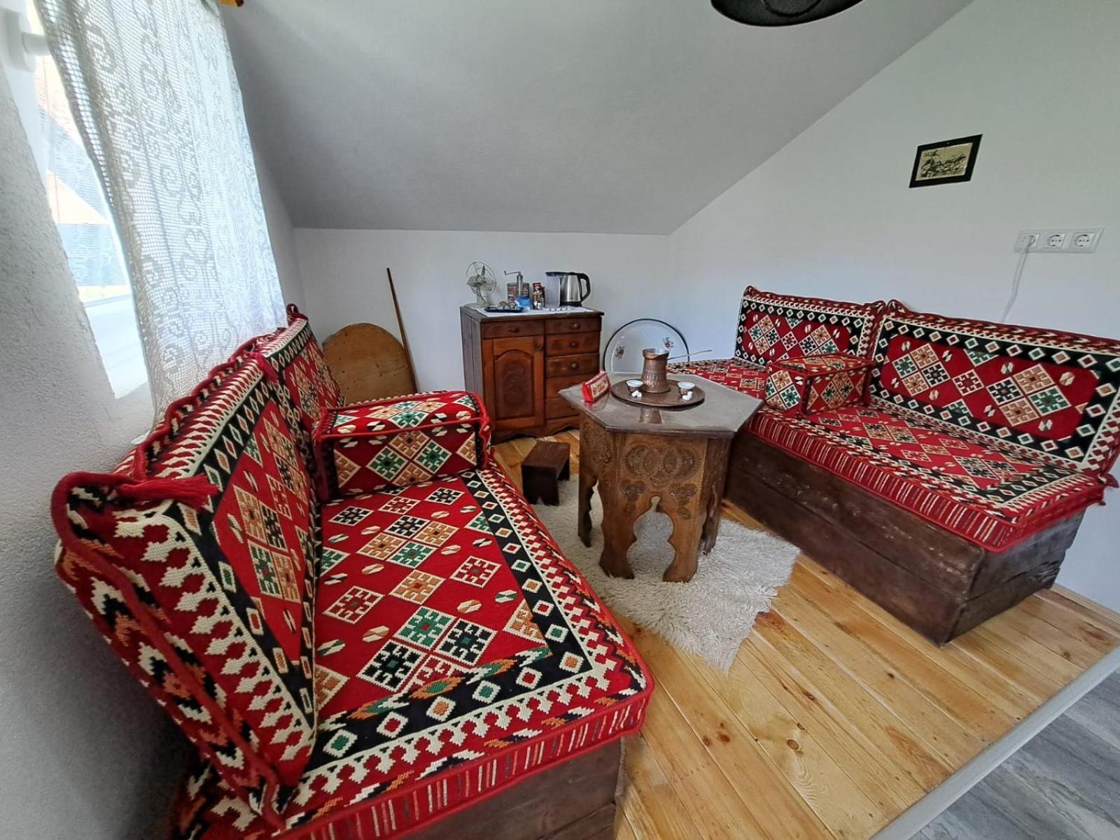 Sobe Zizi Acomodação com café da manhã Jajce Exterior foto