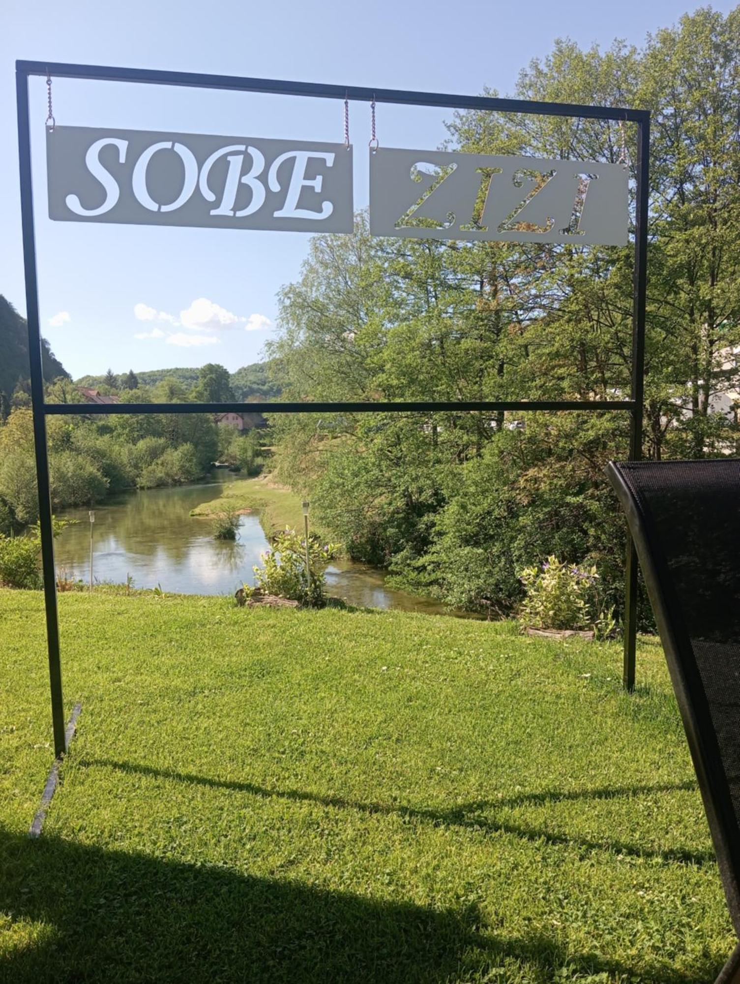 Sobe Zizi Acomodação com café da manhã Jajce Exterior foto